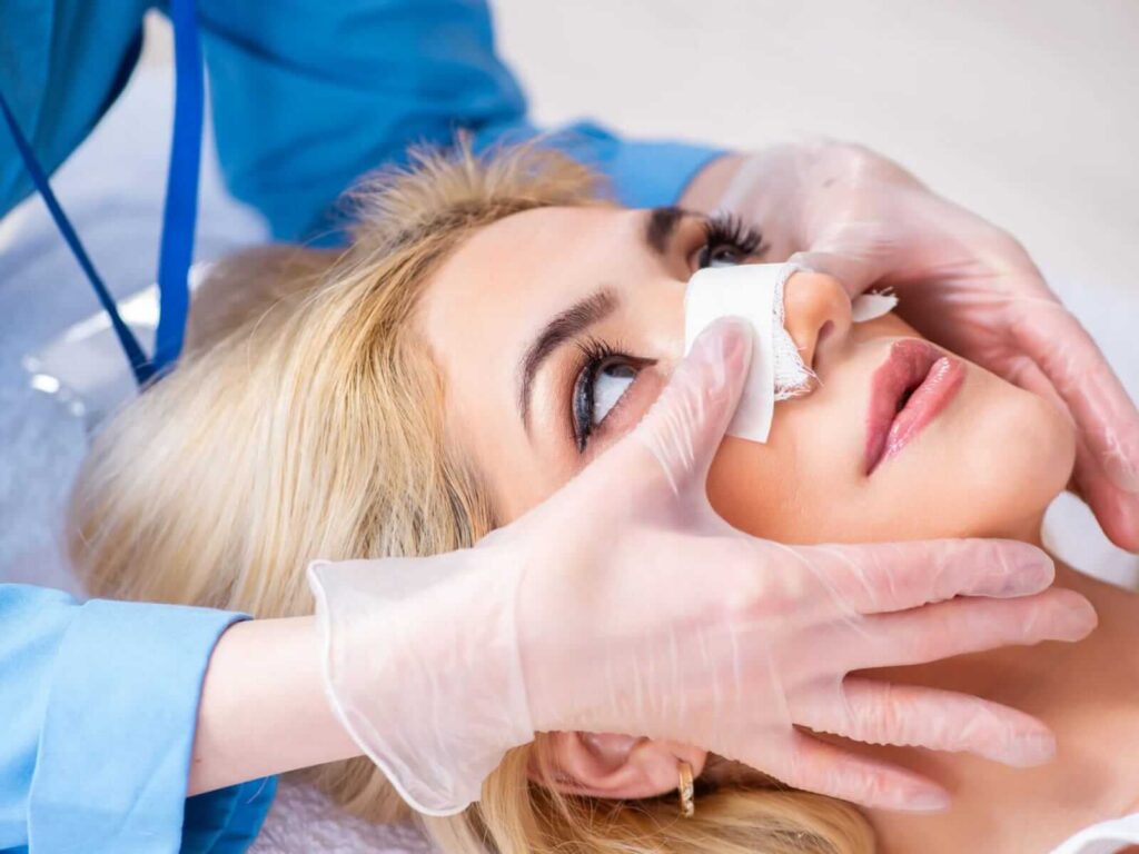 Cirugia facial en Monterrey Dr. Victor Rodriguez